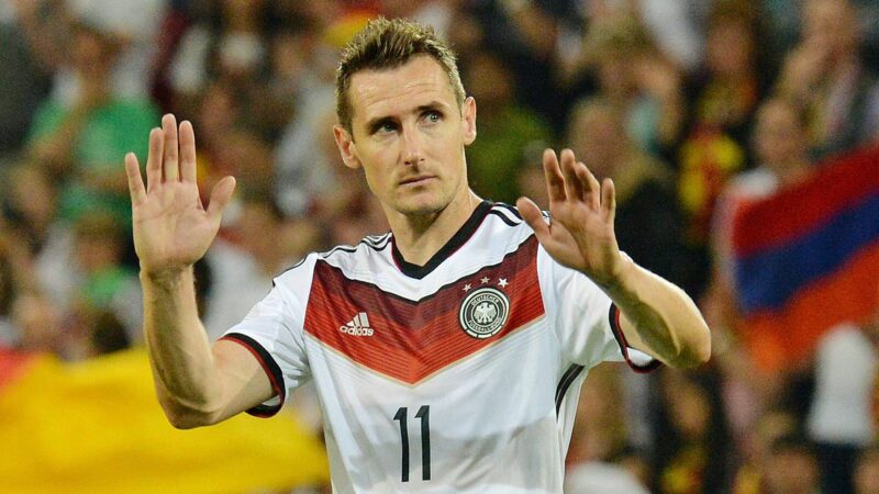 Top 10 Best Scorers in the Football World Cup