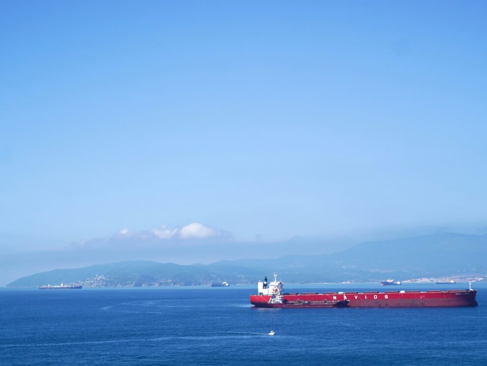 UN maritime body says to begin evacuating sailors in Gulf