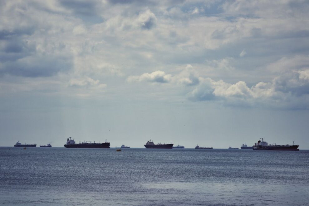 Shipping still mostly halted in Hormuz Strait: trackers