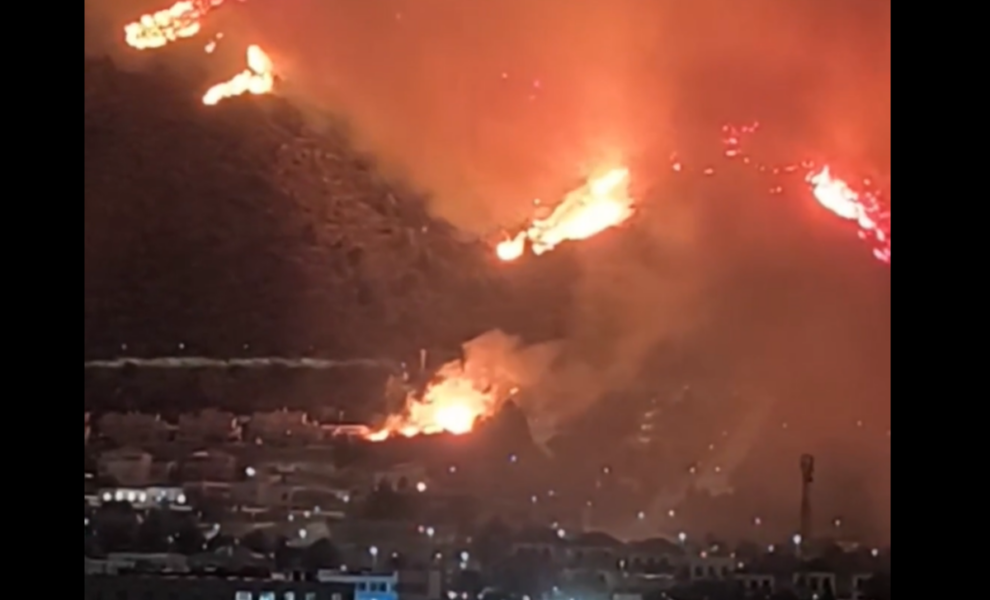 New Spain fire forces evacuation of 800 near Portugal border