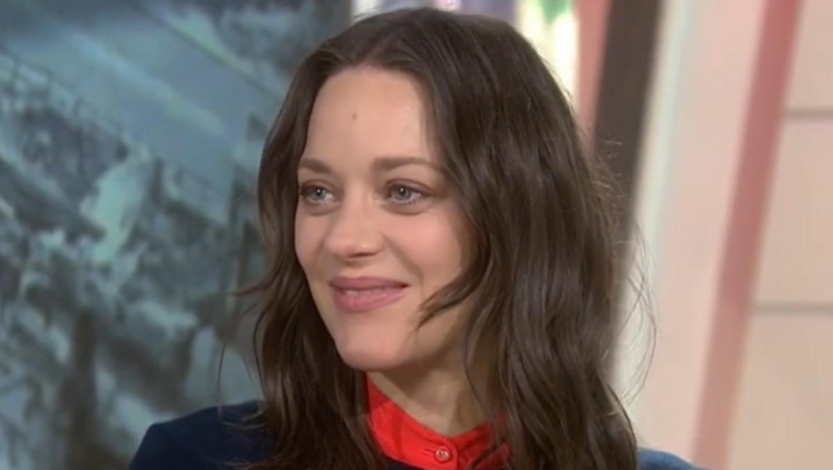 Oscar winner Cotillard fears being moved by an AI actor