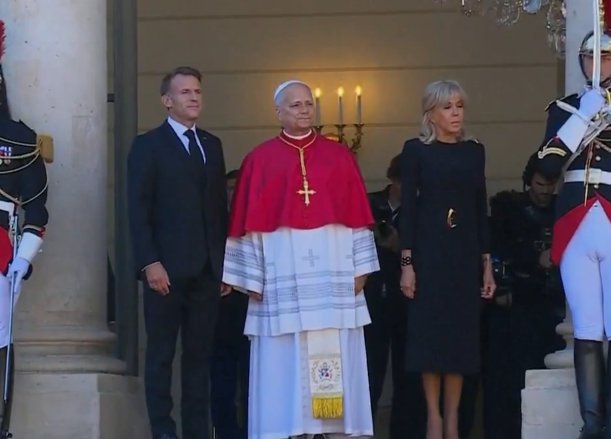 Macron tells pope French secularism ‘in no way negates religion’