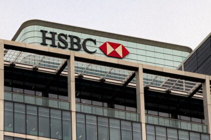 HSBC 'consults' over UK unit job cuts amid AI adoption